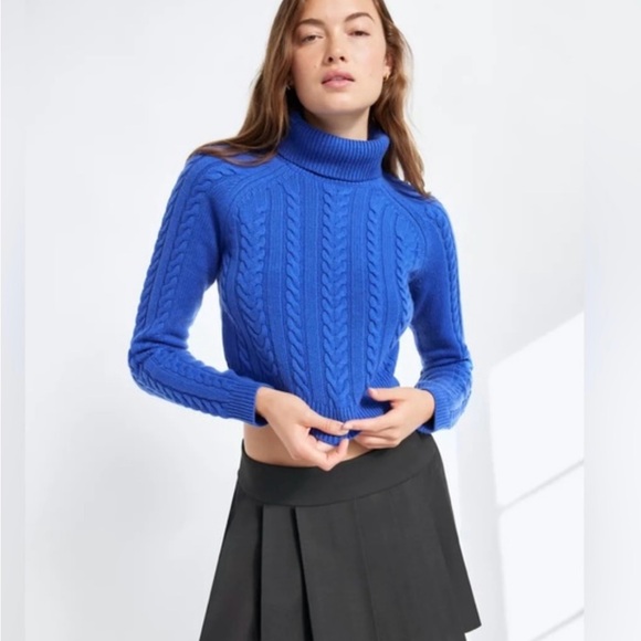 Aritzia Jones white  knit cropped sweater size xs - Picture 3 of 4